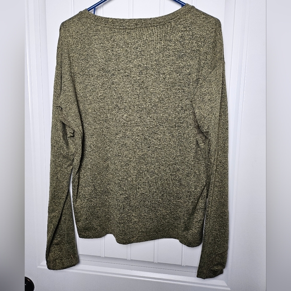 Athleta Uptempo Elevate Top Size M - Picture 2 of 6